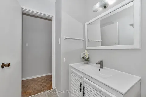 26 Cockburn St, Stittsville - Munster - Richmond, ON K0A 2Z0