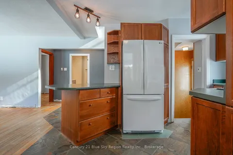 222 Victoria St, North Bay, ON P1B 6B5