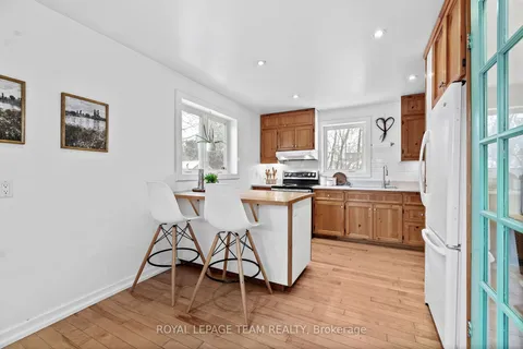 251 Iona St, Westboro - Hampton Park, ON K1Z 7B6