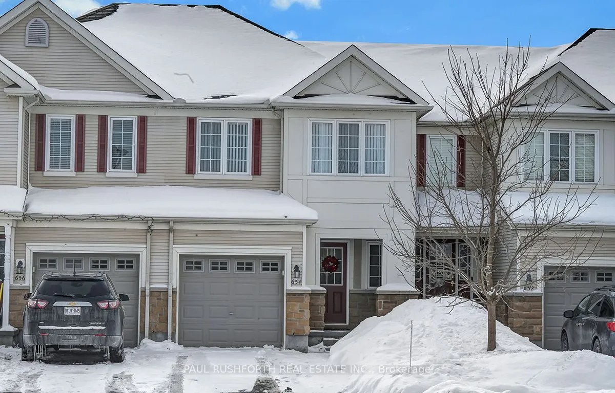 654 Kilbirnie Dr, Barrhaven, ON K2J 0G8