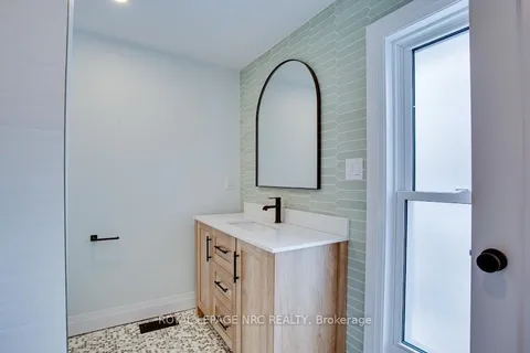 226 Lincoln Road, Fort Erie, ON L0S 1B0