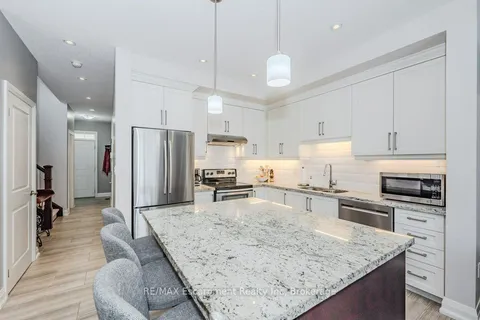 53 Frasson Dr, Guelph, ON N1E 0M2