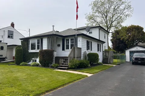 1 Tupper Boulevard, Grimsby, ON L3M 2G1