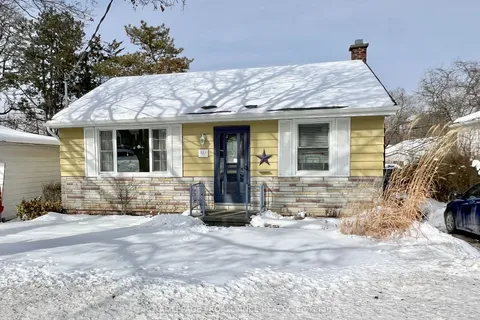 60 Macdonald Gdns, Belleville, ON K8N 1H7