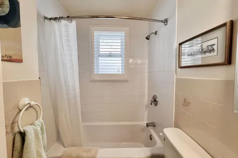 60 Macdonald Gdns, Belleville, ON K8N 1H7