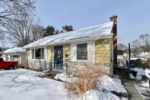 60 Macdonald Gdns, Belleville, ON K8N 1H7