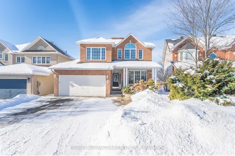 66 Glen Meadows Circ, Kanata, ON K2M 2W8