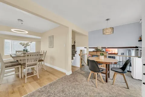 58 Autumn Hill Cres, Kitchener, ON N2N 1K6