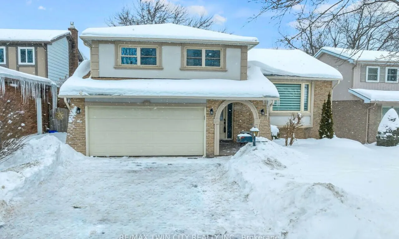 58 Autumn Hill Cres, Kitchener, ON N2N 1K6
