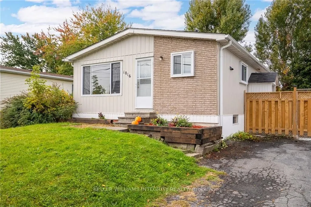1016 Larin Ave, Cornwall, ON K6H 6A7