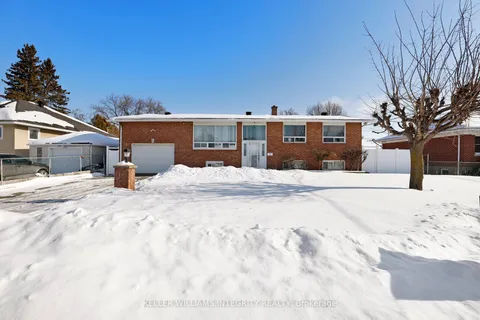 3 Barlyn Ave, Cityview - Parkwoods Hills - Rideau Shore, ON K2E 5C9