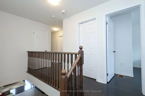 7710 Buckeye Cres, Niagara Falls, ON L2H 0P2