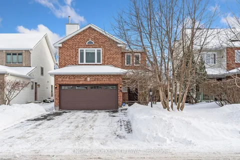 36 Newborough Cres, Barrhaven, ON K2G 6A5