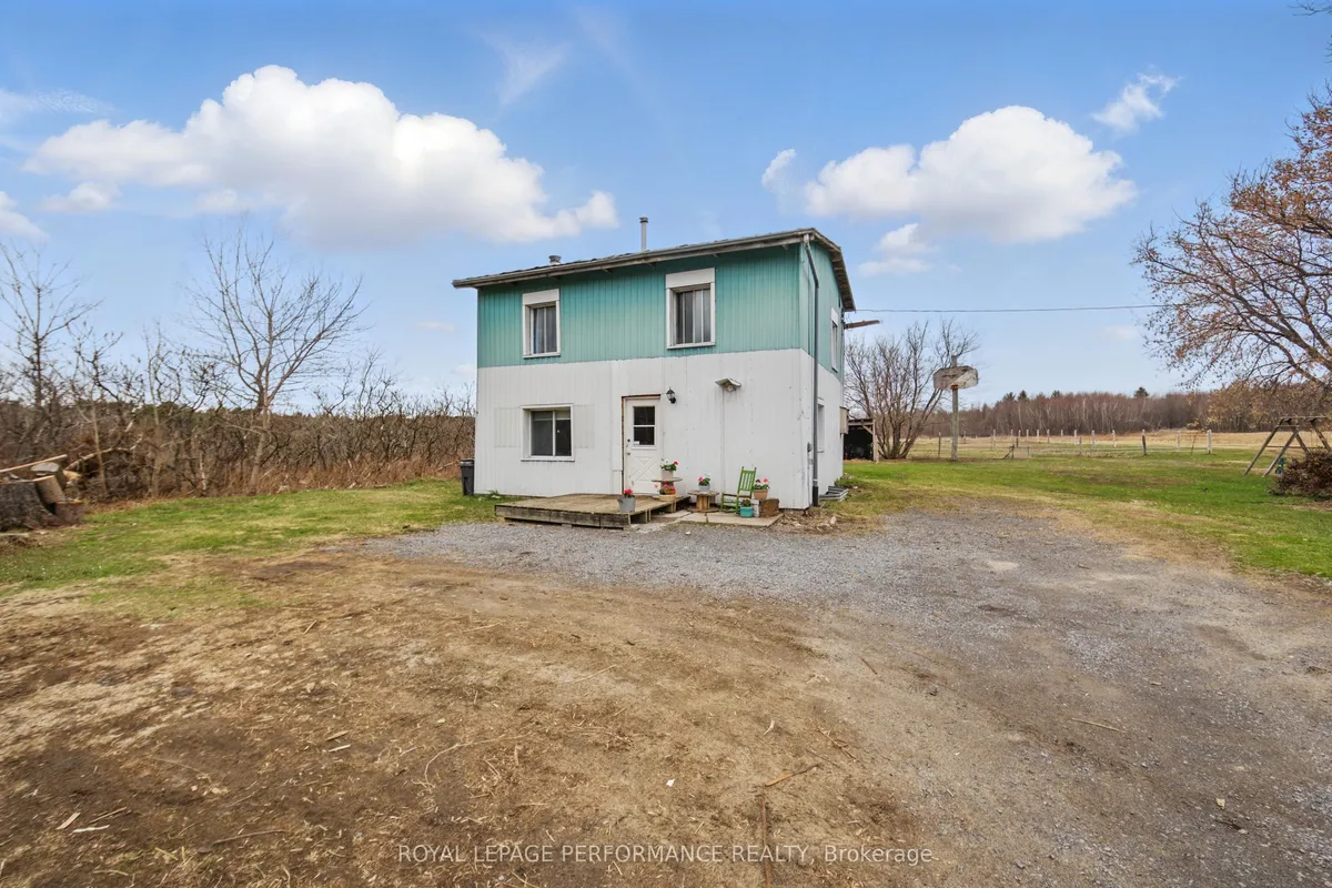 255 Concession 7 Road, ON K0B 1A0