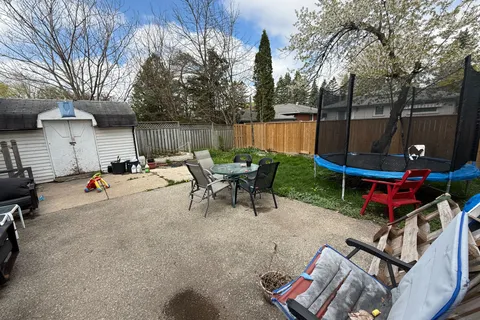 88 Glenburnie Drive, Guelph, ON N1E 4C6