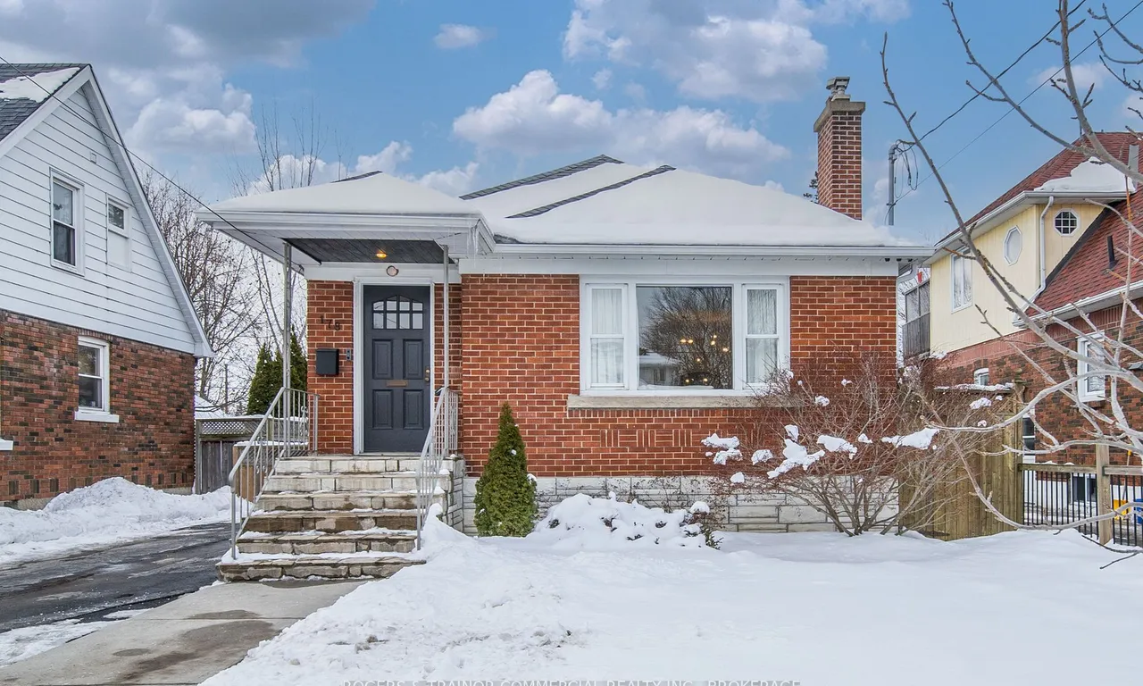 178 Helen St, Kingston, ON K7L 4P4