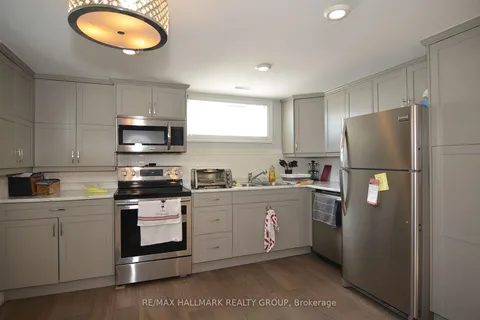 2176 Boyer Rd, Orleans - Convent Glen and Area, ON K1C 1R4