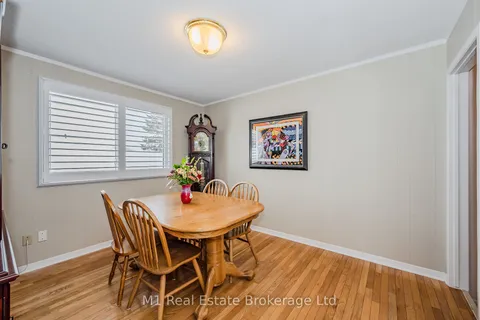 42 Hyland Rd, Guelph, ON N1E 1T3