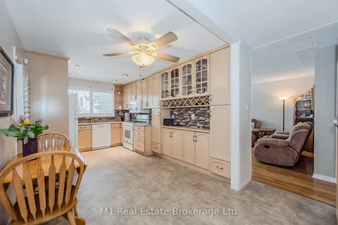 42 Hyland Rd, Guelph, ON N1E 1T3