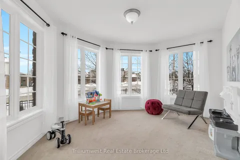 69 SUMMIT RIDGE Dr, Guelph, ON N1E 0B8