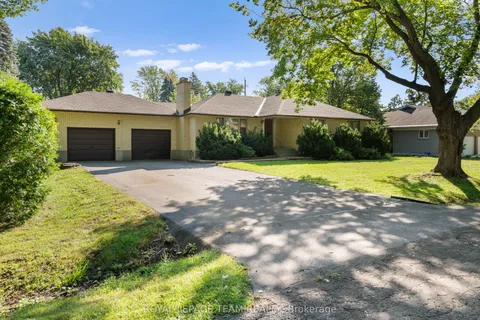 873 DUNLEVIE Avenue, McKellar Heights - Glabar Park and Area, ON K2A 2Z3