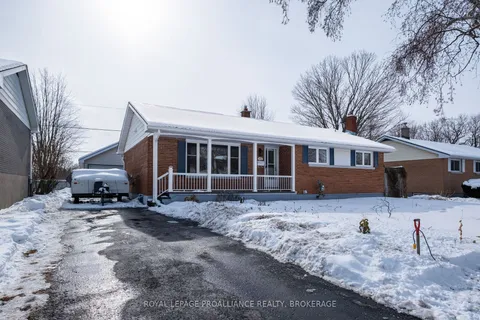 85 Brentwood Cres, Kingston, ON K7M 4V9