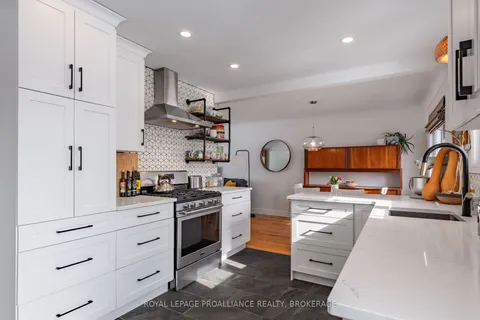 85 Brentwood Cres, Kingston, ON K7M 4V9