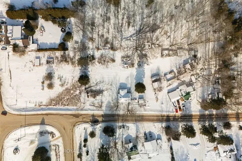 10 Browns Line Rd, Havelock-Belmont-Methuen, ON K0L 1Z0