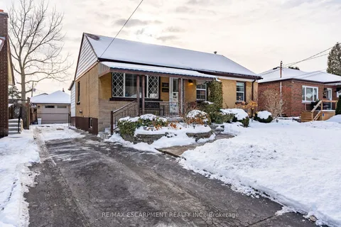 103 Stewartdale Ave, Hamilton, ON L8K 4P4