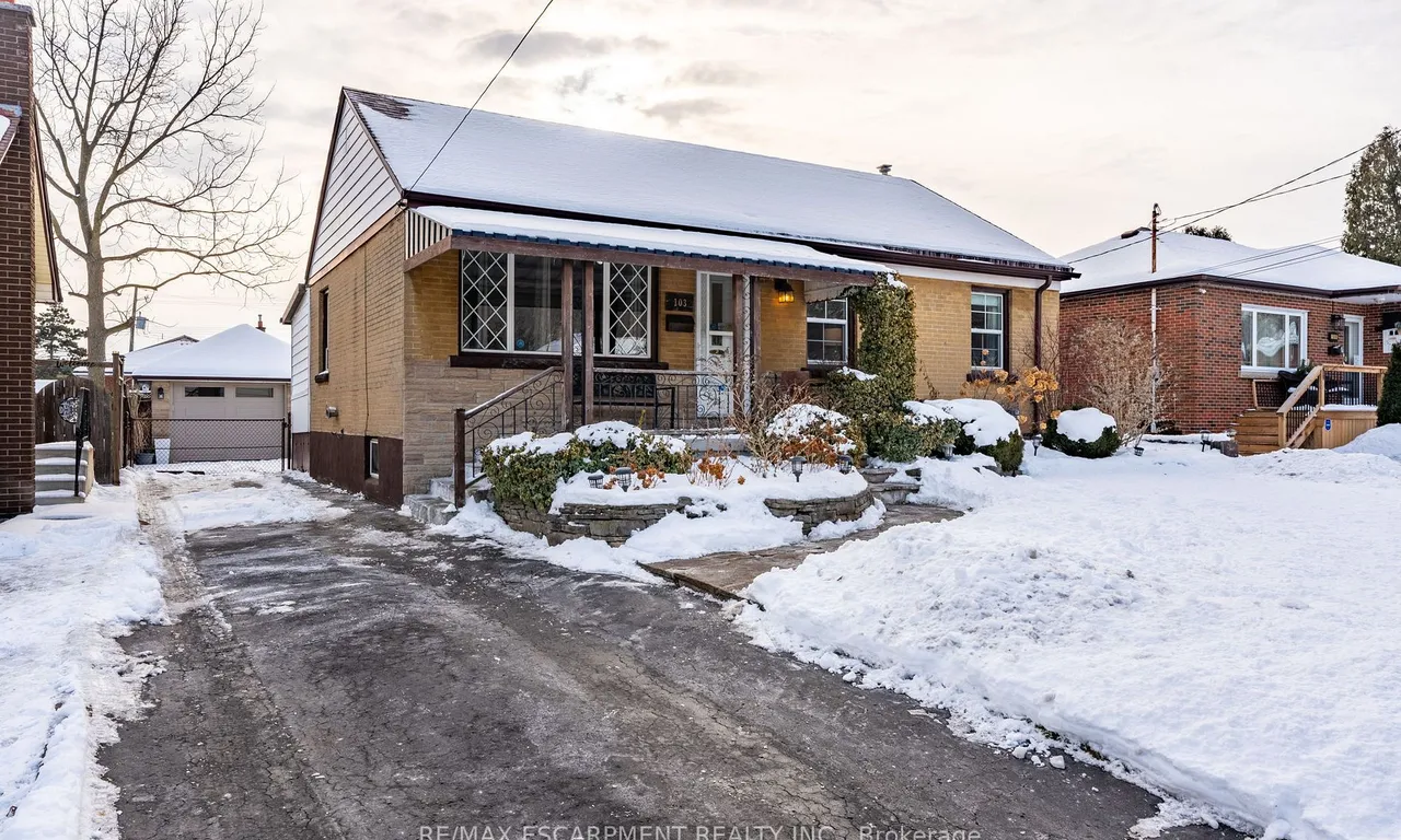 103 Stewartdale Ave, Hamilton, ON L8K 4P4