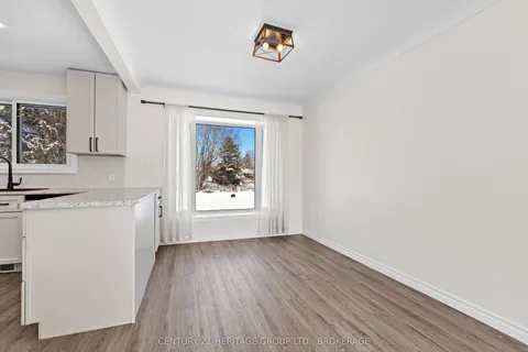 1424 Woodfield Crescent, Kingston, ON K7P 2V6