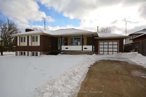 42 Northridge Dr, West Lincoln, ON L0R 2A0