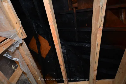 42 Northridge Dr, West Lincoln, ON L0R 2A0