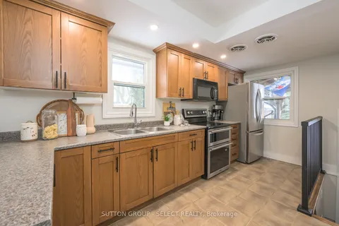 644 Base Line Rd, London, ON N6C 2R4