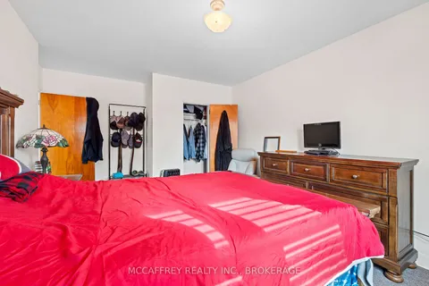 850 Johnson St, Kingston, ON K7L 2B8