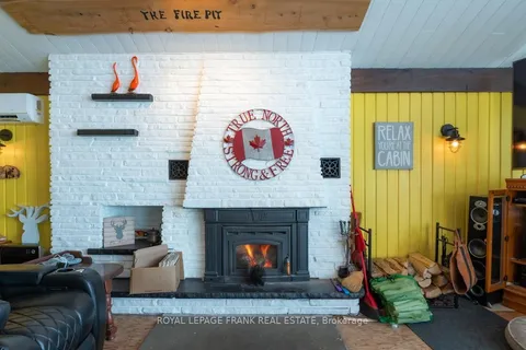 206 Hall Dr, Galway-Cavendish and Harvey, ON K0L 1J0