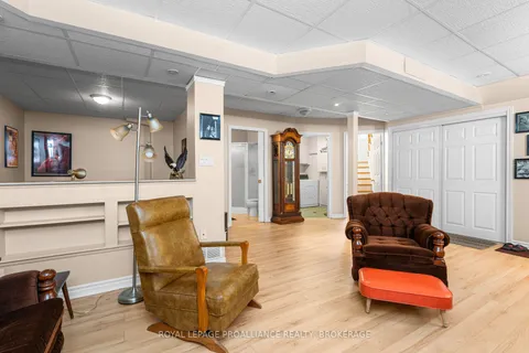 922 Lombardy Street, Kingston, ON K7M 9C2