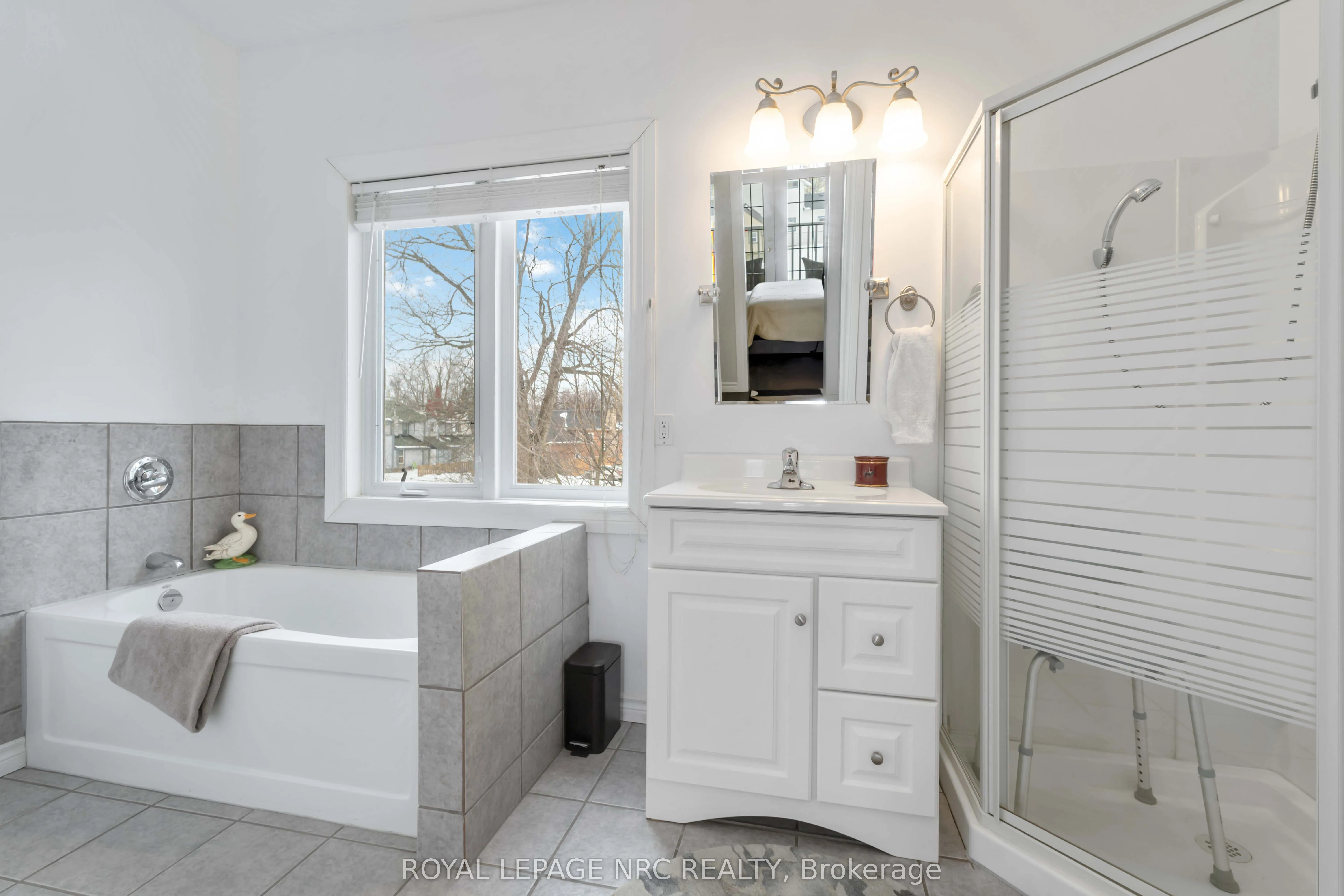 207 CAMBRIDGE Road, Fort Erie, ON L0S 1B0