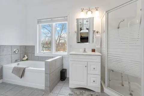 207 CAMBRIDGE Road, Fort Erie, ON L0S 1B0