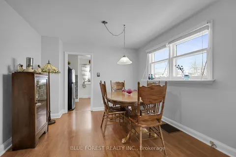 773 Curry St, London, ON N5Y 1N5