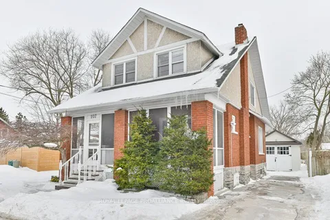 107 Catharine St, Belleville, ON K8P 1M4