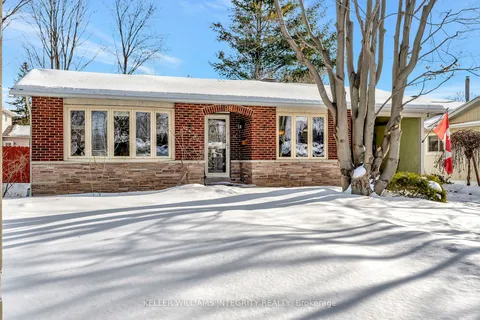 28 Wedgewood Cres, Blackburn Hamlet, ON K1B 4B4