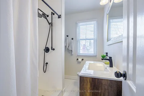 13 Barton St, St. Catharines, ON L2S 2W2