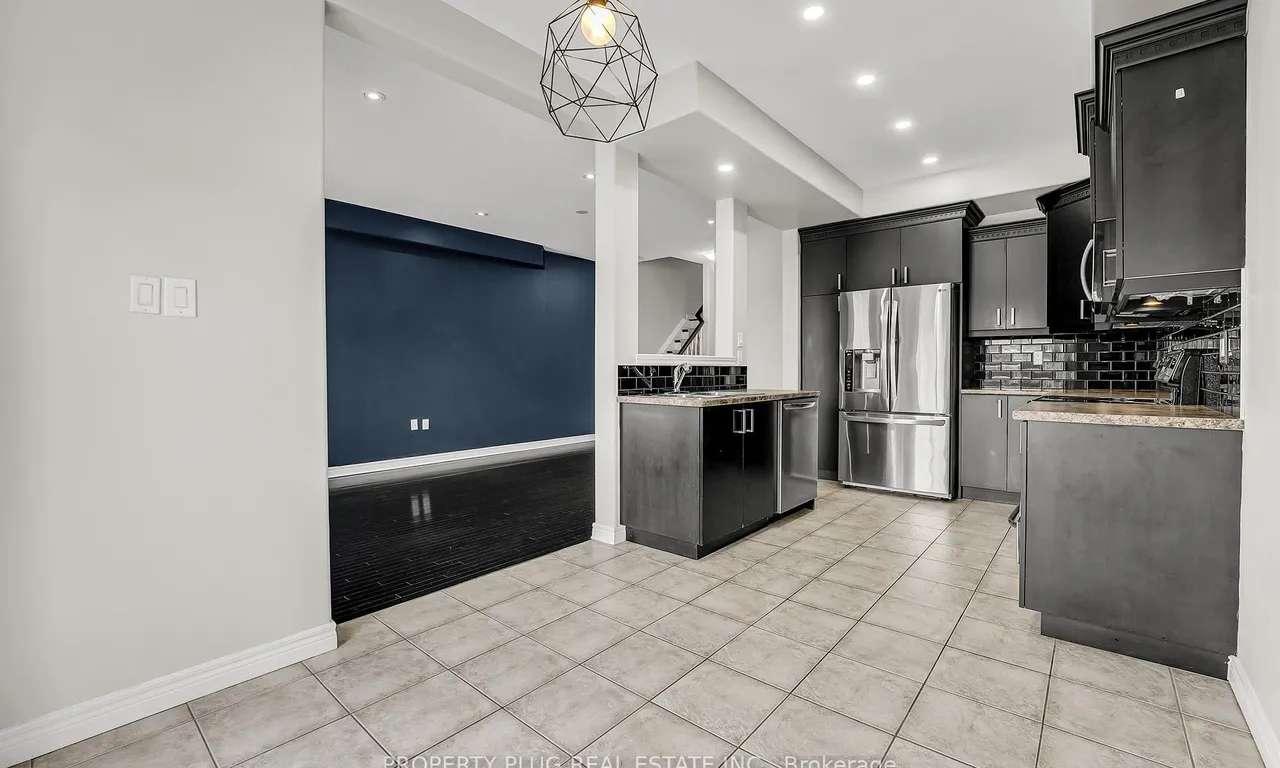 Att/Row/Twnhouse living room at 52 Dartmouth Gate Hamilton