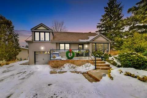 8494 20 Rd, Hamilton, ON L9B 1H6