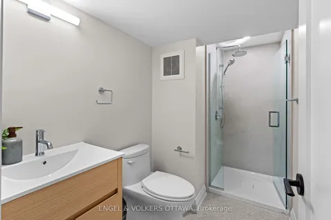 51 Ross Avenue, ON K1Y 0N4