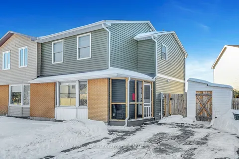 919 Lawnsberry Dr, Orleans - Cumberland and Area, ON K1E 1Y2