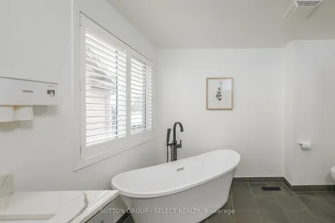 91 Rossmore Crt, London, ON N6C 6B7