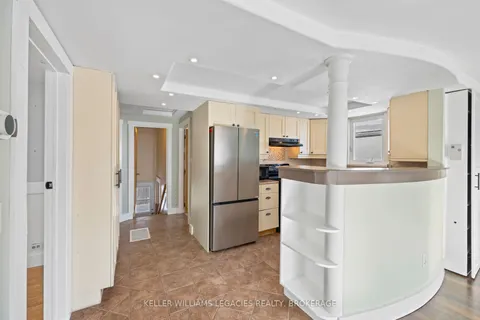 59 Joseph St, Kingston, ON K7K 2H6