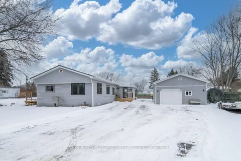 45 Frisk Rd, Greater Napanee, ON K7R 3L2
